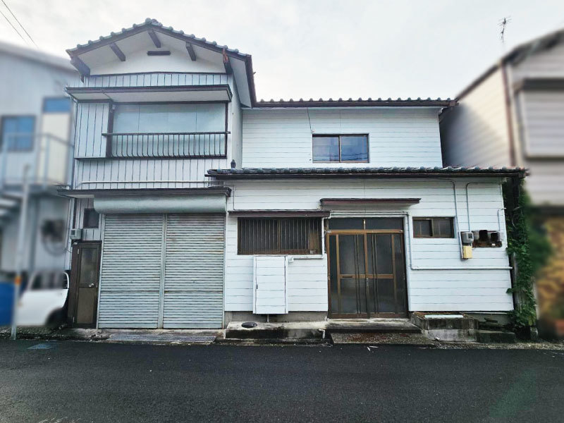 縁不動産　外観写真