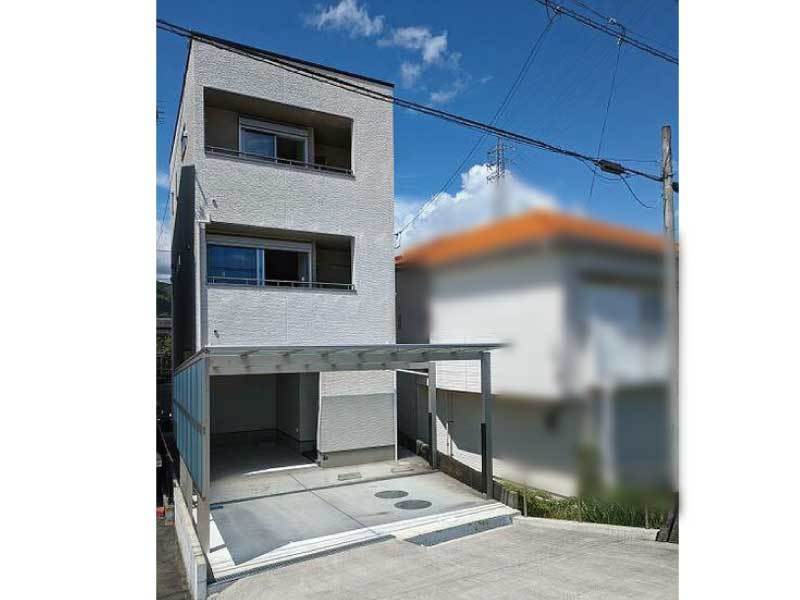 高知市愛宕山南町　中古住宅