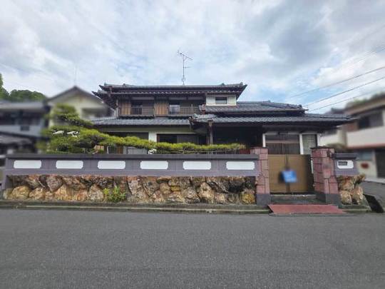 高知市朝倉西町2丁目　中古住宅